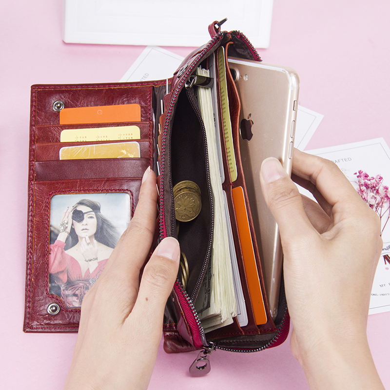 Contact's New Genuine Leather  – Interior Design News Bewertung und Preis