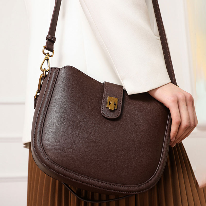 New Cowhide Women‘s Shoulder B – Interior Design News Bewertung und Preis